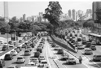 Tempo é dinheiro: quanto tempo você perde no trânsito?