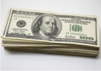 Precisa comprar dólares para a viagem ao exterior? Analise o VET (Valor Efetivo Total)